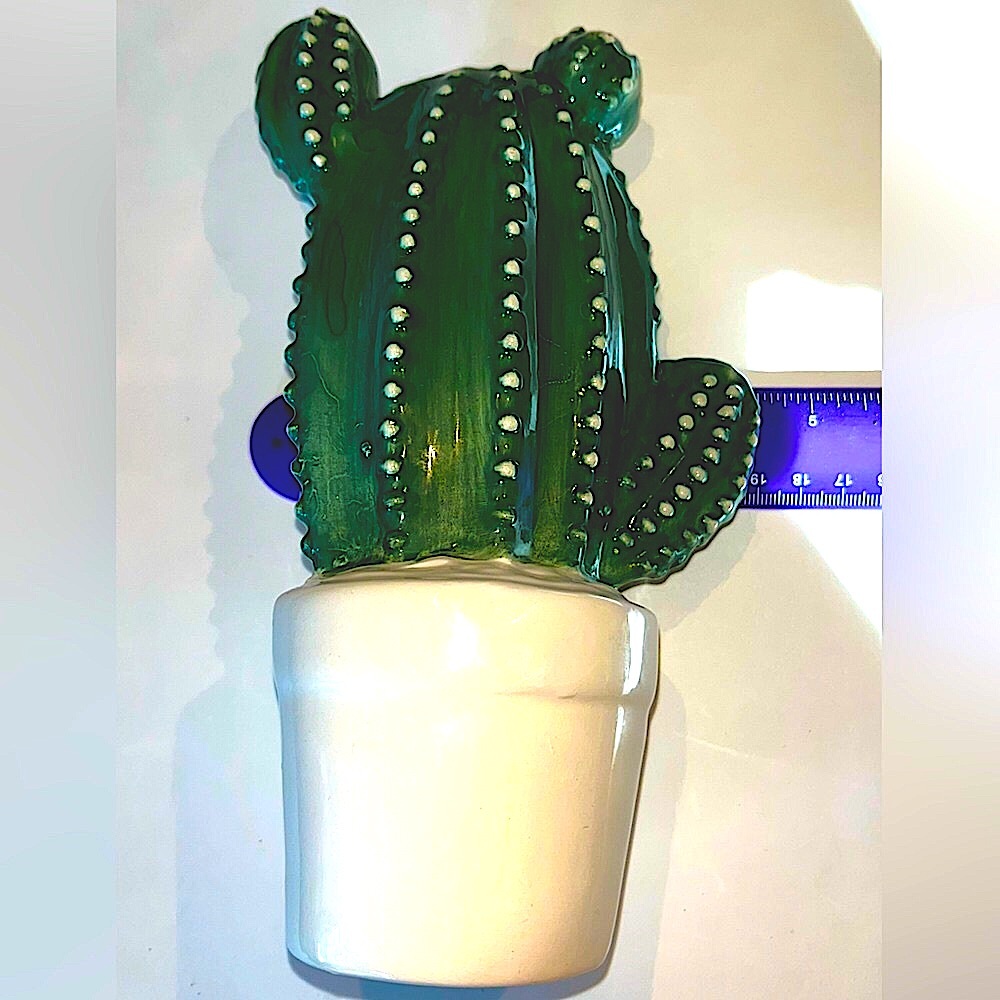 CERAMIC CACTUS DECOR CREAMY WHITE POT  ONE PIECE DESIGN 8”
